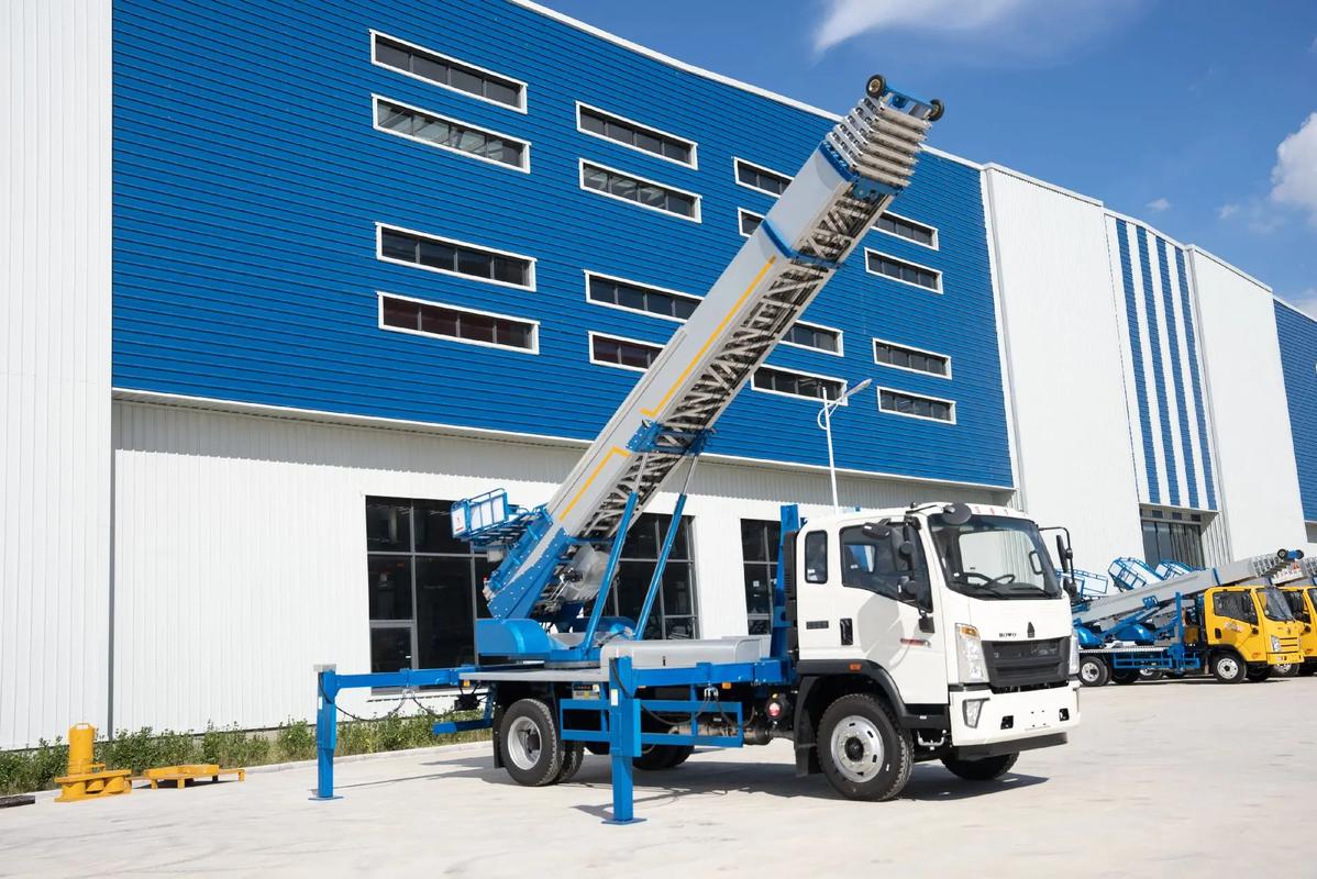 龙岩小型云梯车上料车租赁多少钱